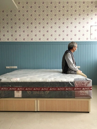 [竹東床墊]老人適合什麼床？分享新竹購買彈簧床墊心得，竹北ＮＯ.1！優質家具工廠!